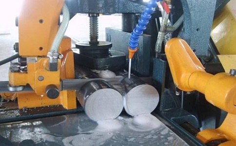 白玉卧式带锯床的送料方式有哪几种？